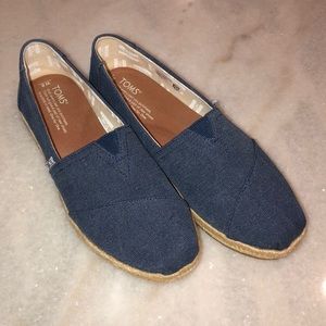 TOMS denim espadrille slip on NWOT